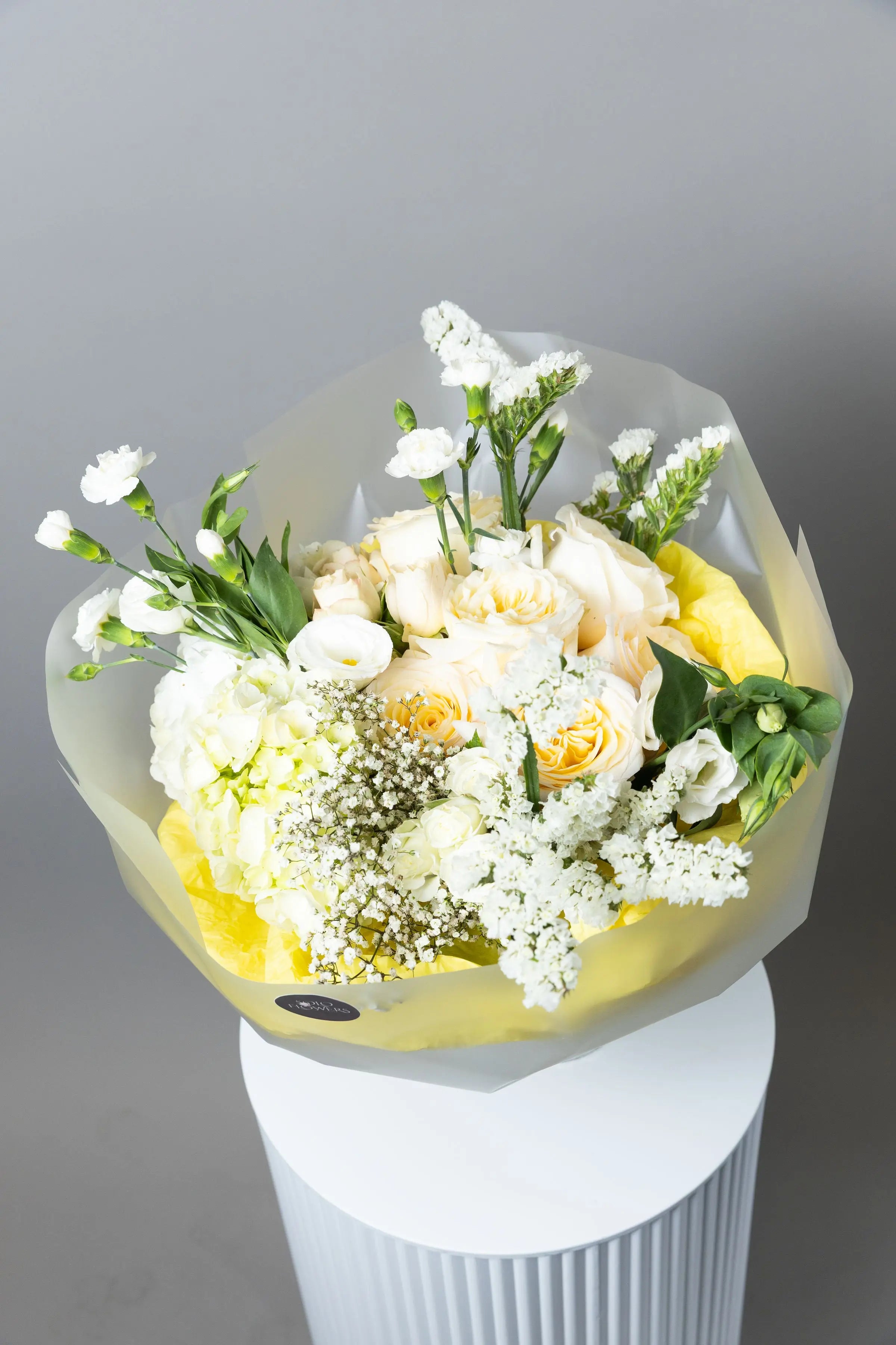 Pure Elegance White Bouquet