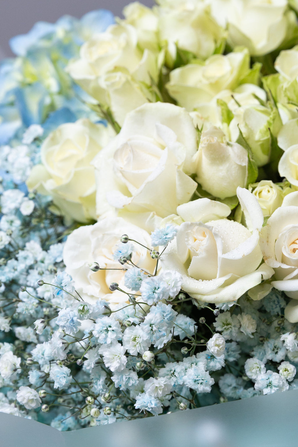 Sky Whisper Rose Bouquet