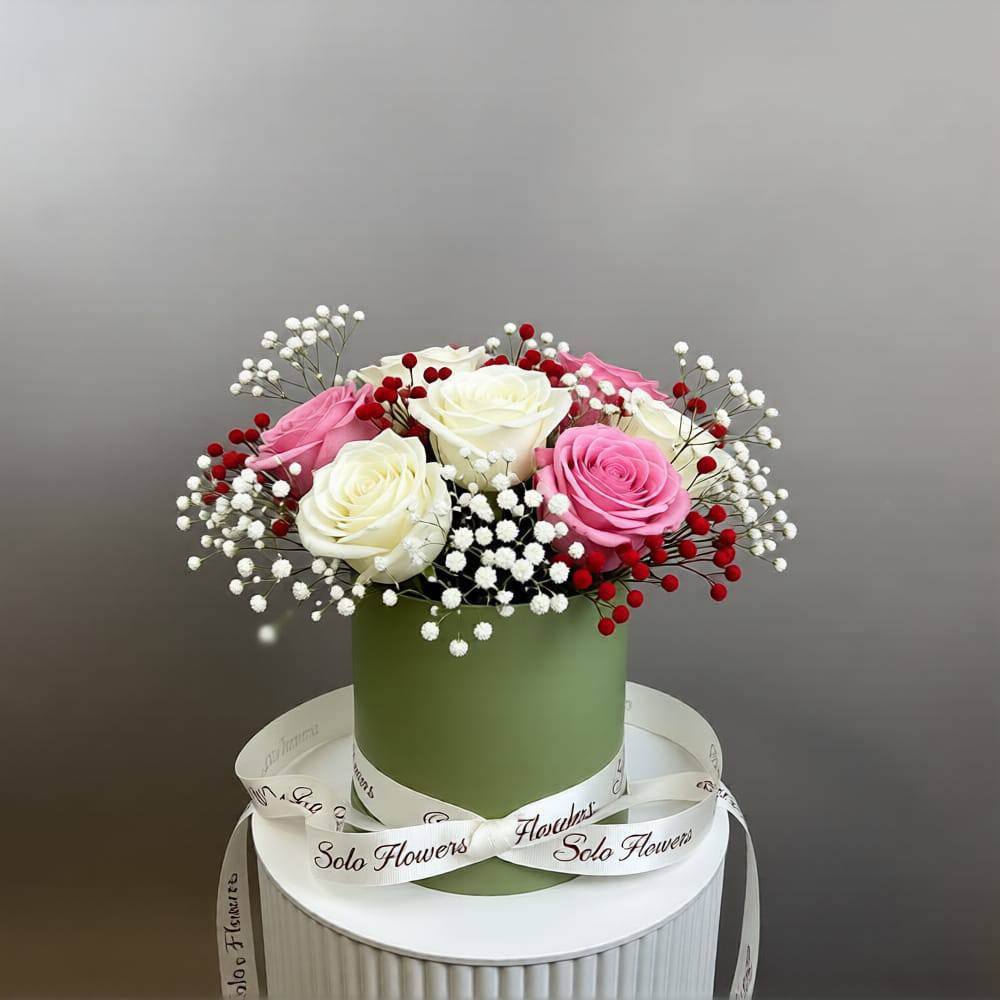 Olive Garden Rose Box